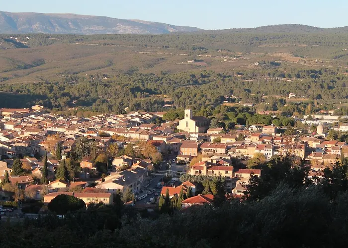 Aux Deux Cedres